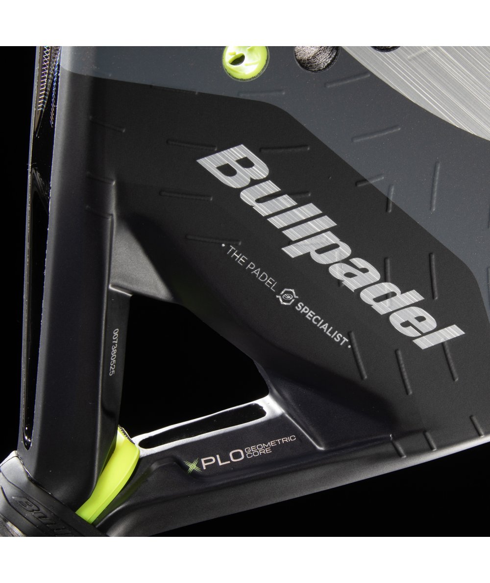 Pala Bullpadel XPLO 2026